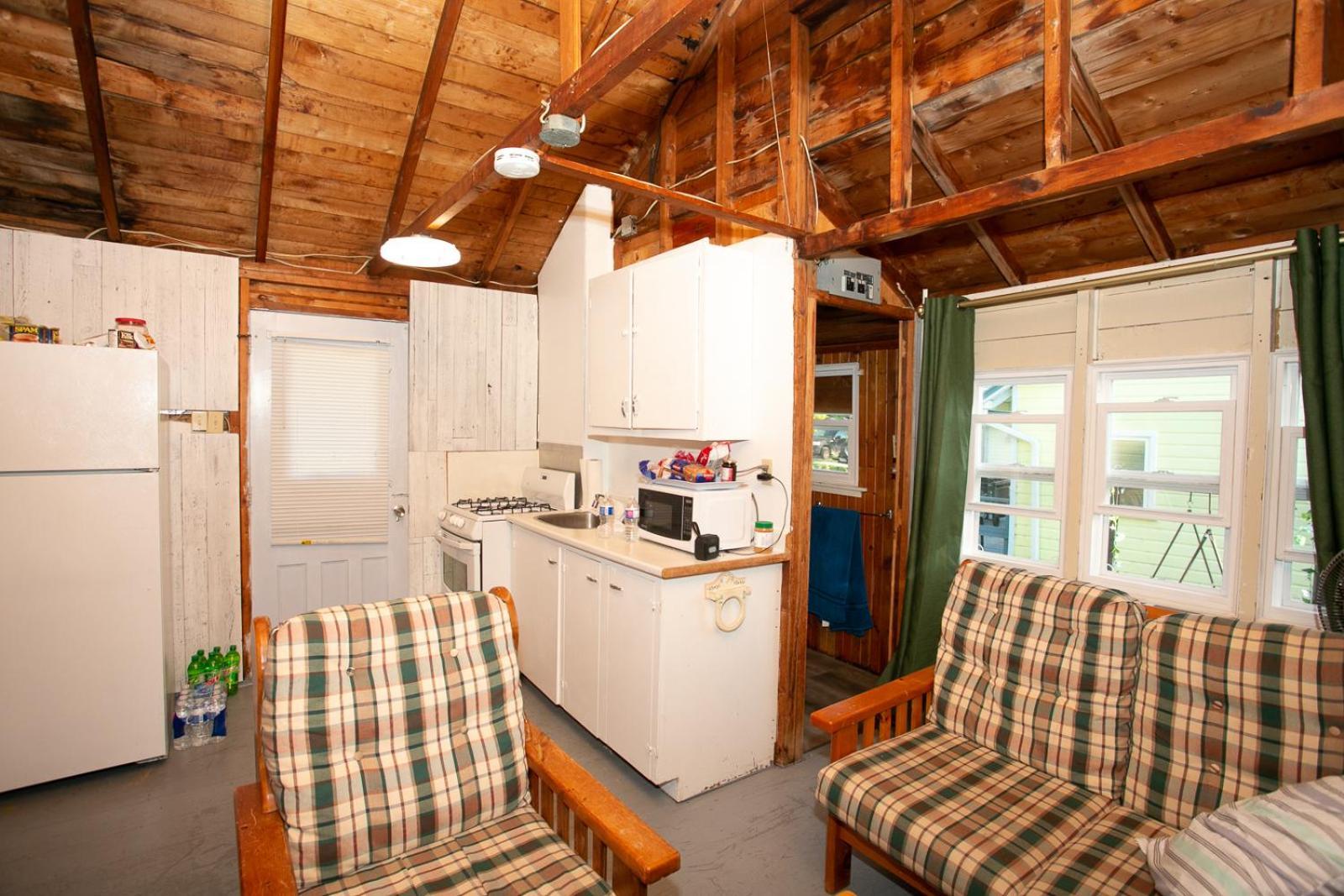 Fun Place With A Sandy Beach For Swimming, Boating, And Fishing, Featuring 3 Available Cabins Fenelon Falls Εξωτερικό φωτογραφία