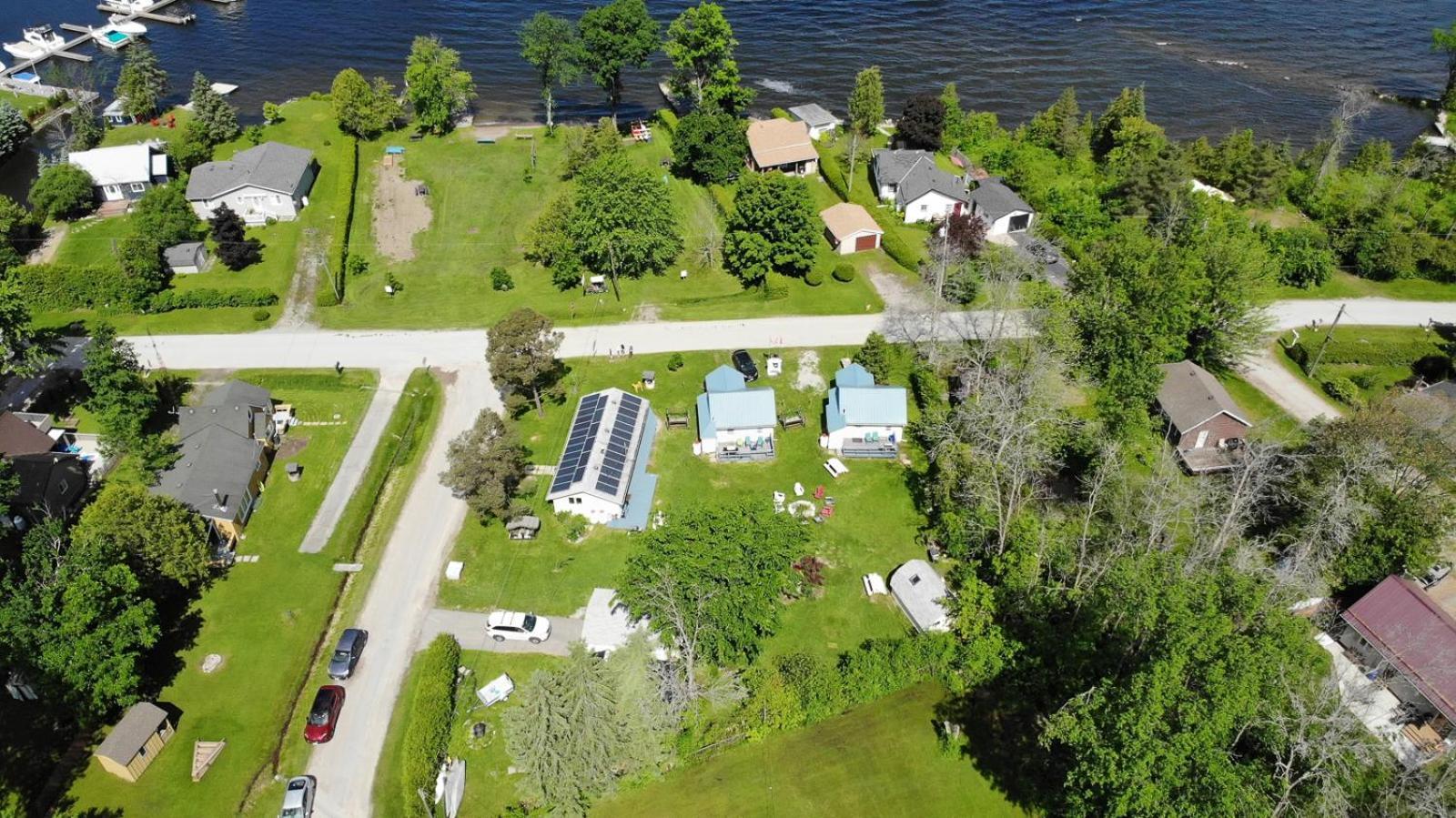 Fun Place With A Sandy Beach For Swimming, Boating, And Fishing, Featuring 3 Available Cabins Fenelon Falls Εξωτερικό φωτογραφία